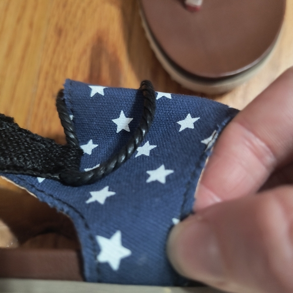 American Flag flat canvas sandals, size 42 women's 10, red/white/blue/black - Picture 6 of 10
